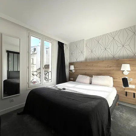 Paris Cloud Hotel