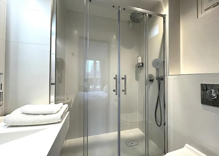 Paris Cloud Hotel 3*